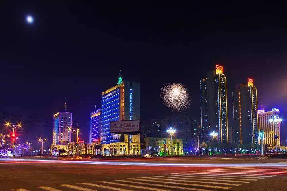 沧州盛典，嘉宾云集，观众热情如火